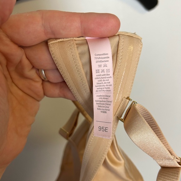 Luvlette WOMENS Bra Size 95E Tan Underwired Minimalist - Picture 10 of 13